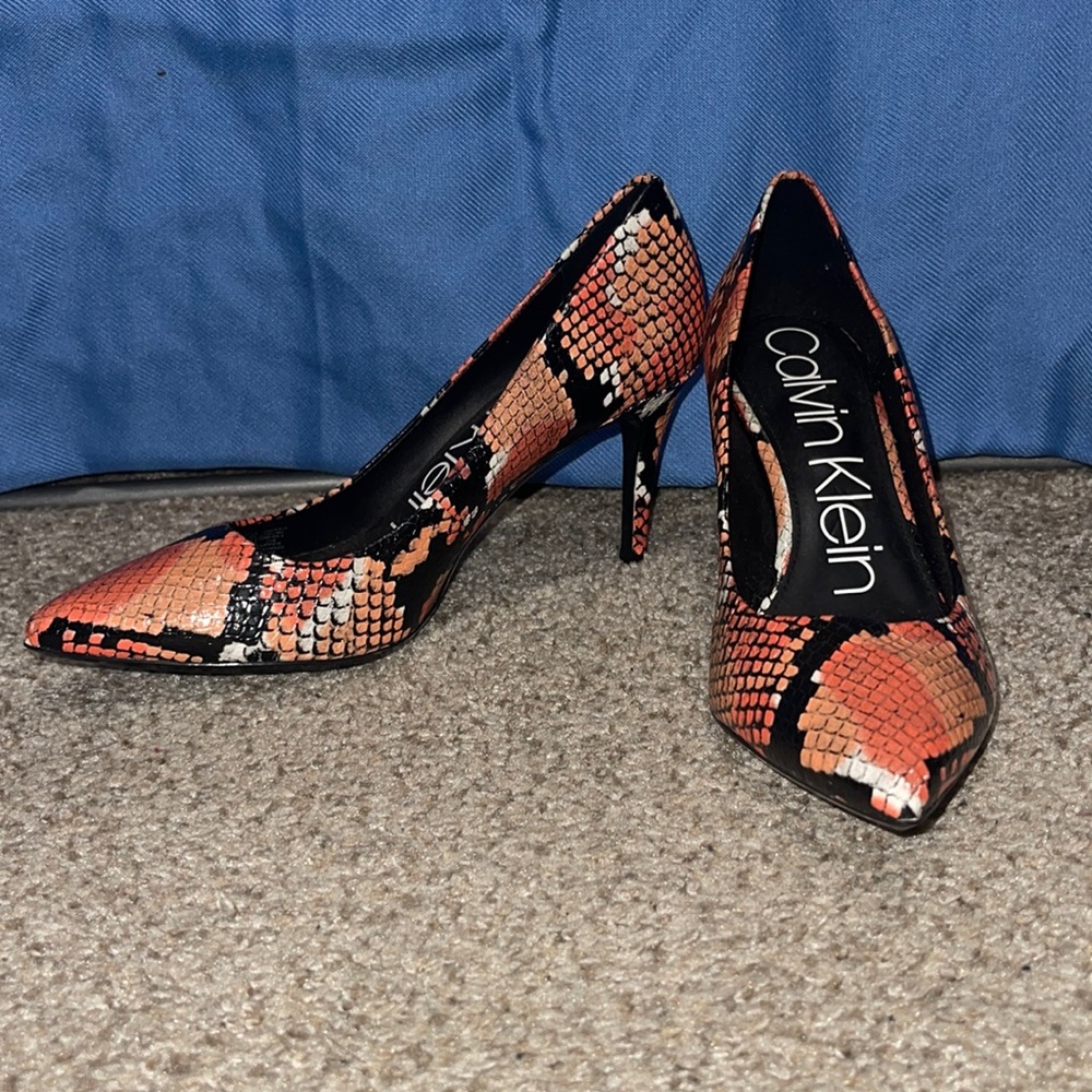Orange Snake Skin Pump